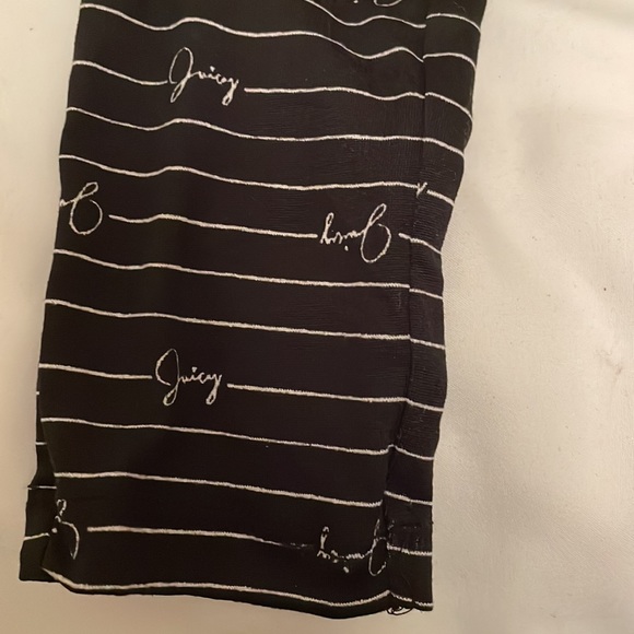 NWT Juicy couture girls 2piece set.Size 4t. Fleece hoody with branded leggings. - Picture 12 of 15